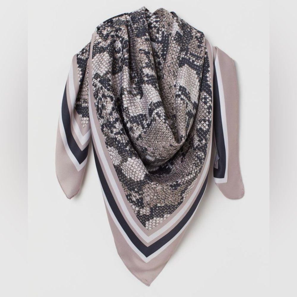 NWT Dusty Pink & Animal Snake Print Scarf